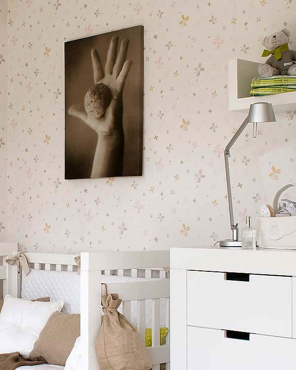 Красивая детская комната в пастельных тонах