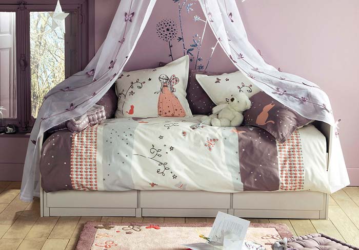 Балдахин над детской кроватью – воздушный аксессуар в комнате для ребенка