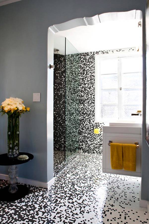 Пиксельная мозаика в дизайне современной ванной комнаты