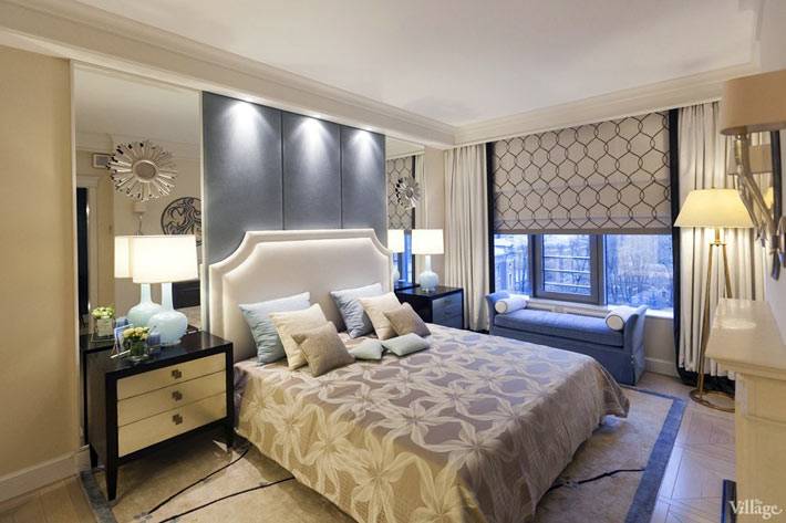 роскошный интерьер спальни в светлых тонах в классическом стиле
