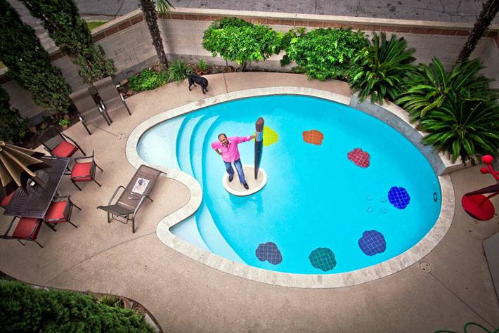 летний бассейн в форме палитры фото