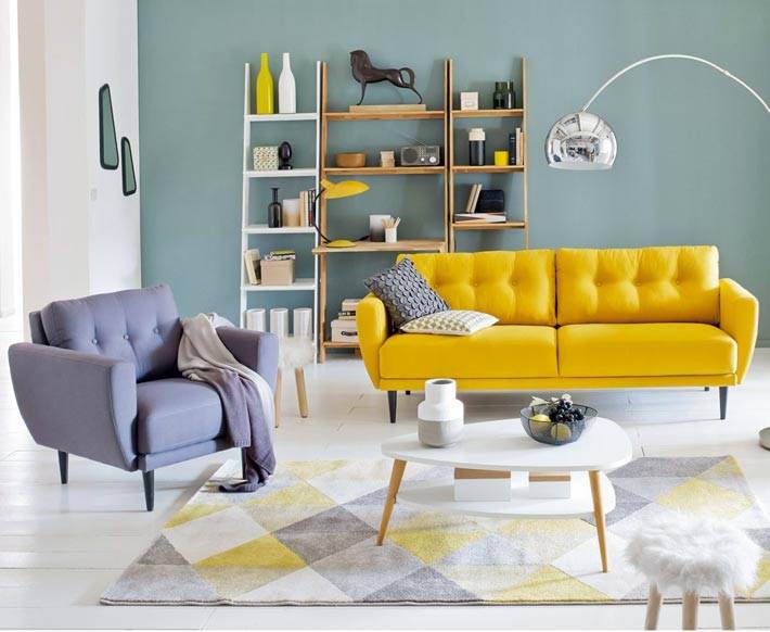Желтый диван - солнечный элемент вашей комнаты - Фотографии красивыхинтерьеров