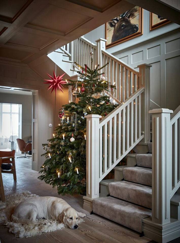 Стильный скандинавский рождественский дом в Швеции