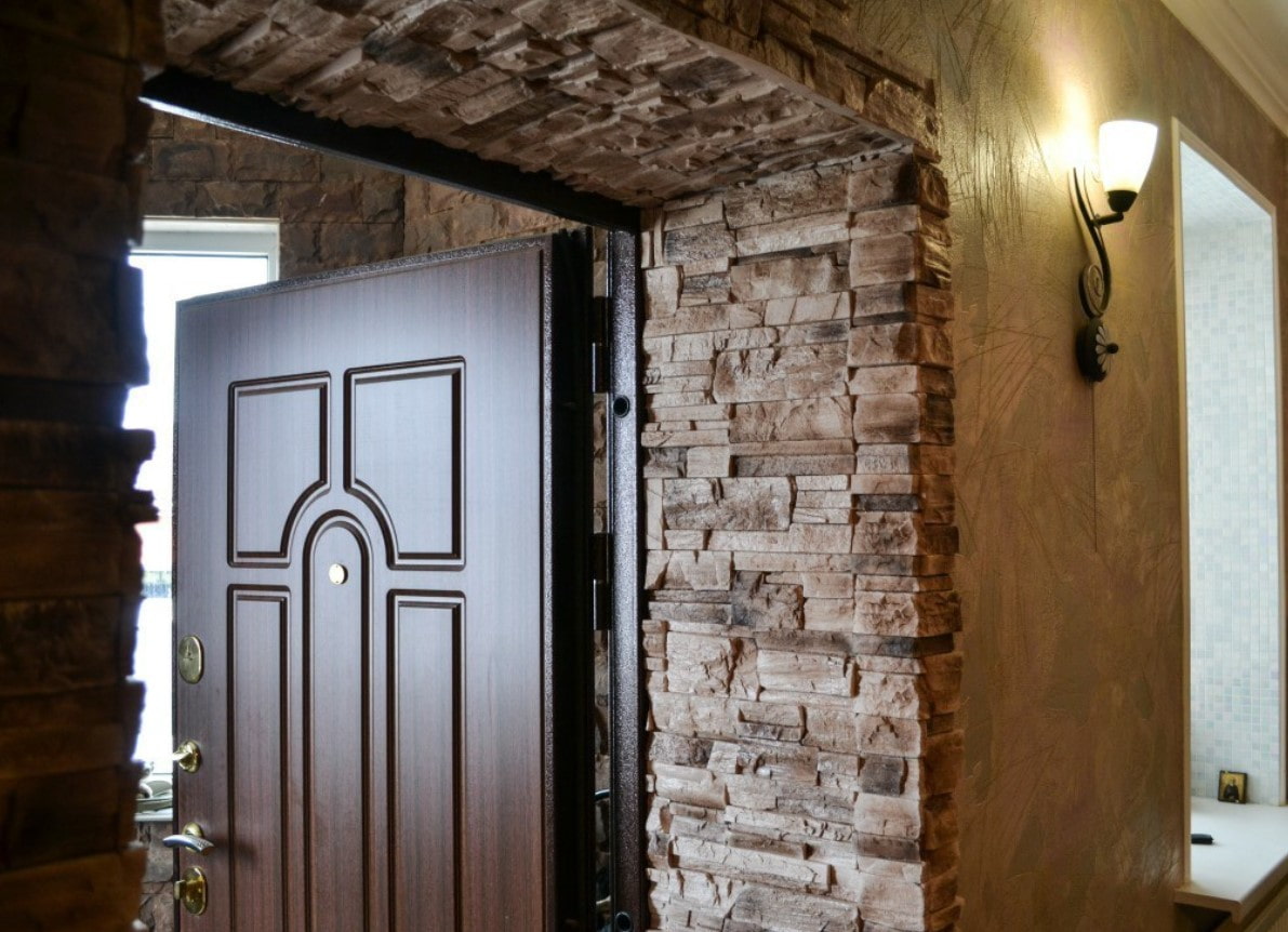 Откосы входной двери — варианты отделки, как отделать дверной проем изнутри  своими руками